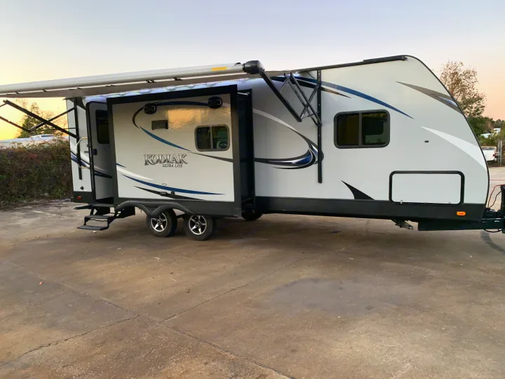 Dutchmen Kodiak 2016