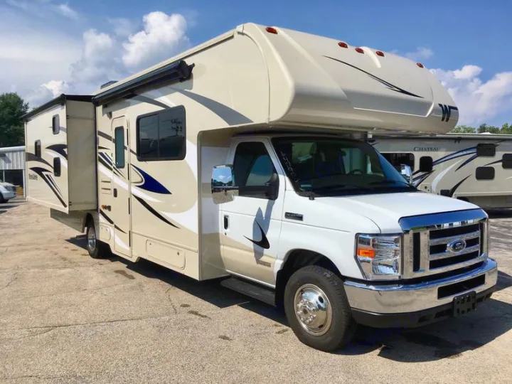 Winnebago Minnie Winnie 2020