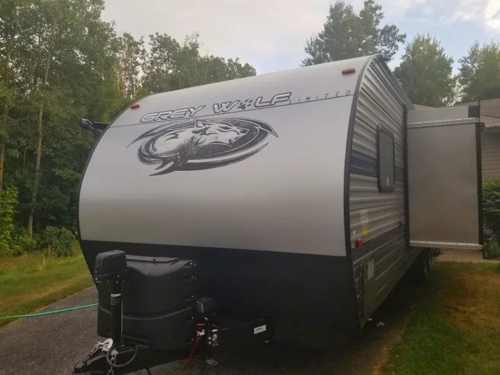 Forest River Cherokee Grey Wolf 2020