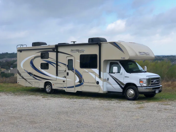 Thor Motor Coach Freedom Elite 2018