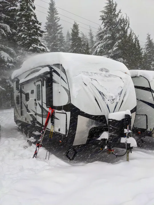 Your Rolling Ski Condo. Outdoors Rv Manufacturing MTN TRX 22TRX 2020