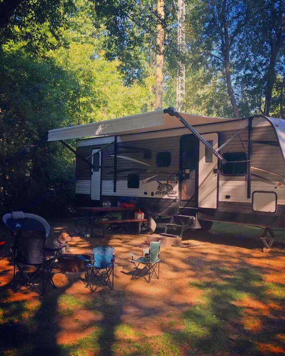 Two door access to the washroom and main area. Jayco Jay Flight 2017