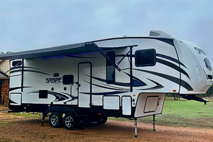 Forest River Sabre 2018