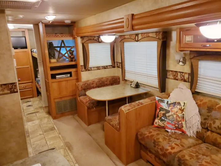 Dining Area. Jayco Jay Flight 2007