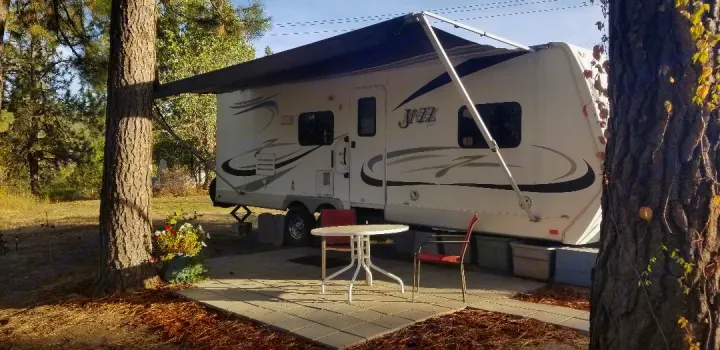 Great camping spot with everything you will need. Thor Motor Coach Jazz 2008