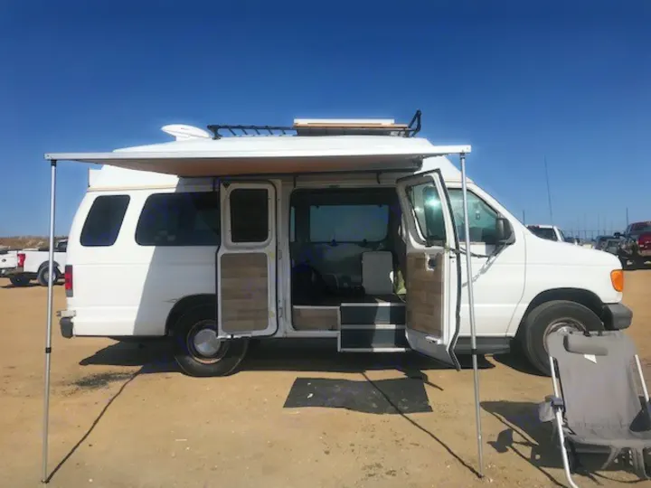 Side View- Door/Awning. Ford E250 Eagle Camper 2006