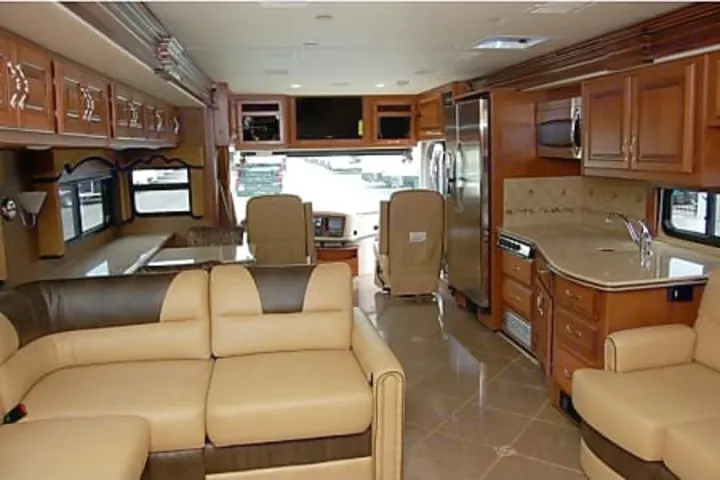 Fleetwood Discovery 2013