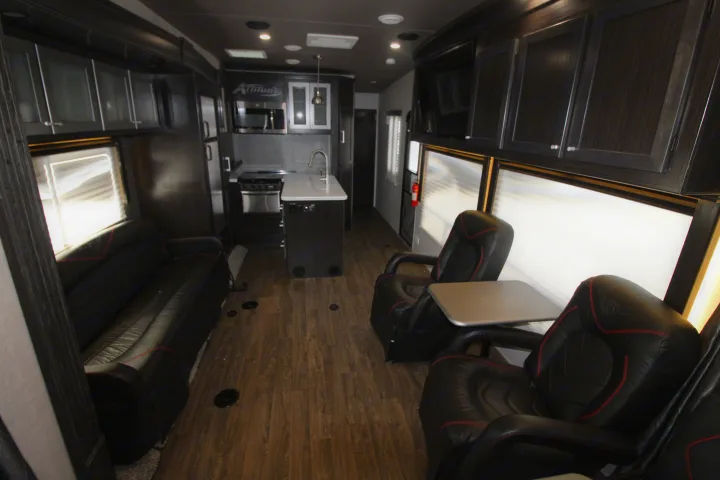 Eclipse Recreational Vehicles Attitude 2019