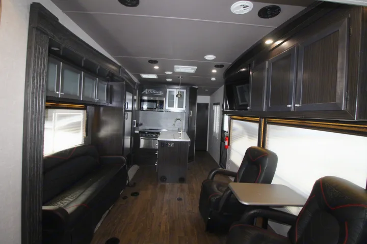Eclipse Recreational Vehicles Attitude 2019