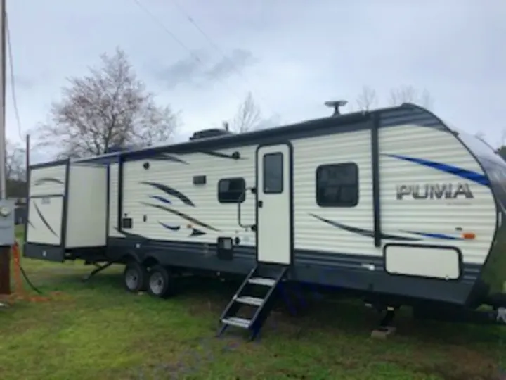 Exterior. Palomino Puma 2019