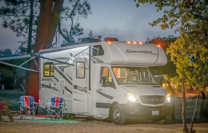 Forest River Sunseeker 2017