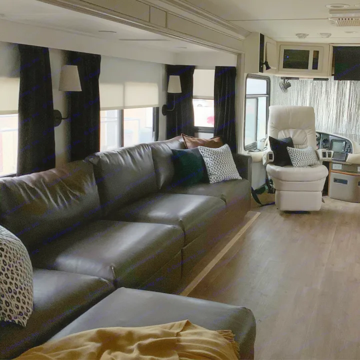 Fleetwood Expedition 38N 2005