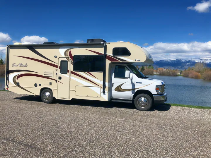 Montana Maiden. Thor Motor Coach Four Winds 2016