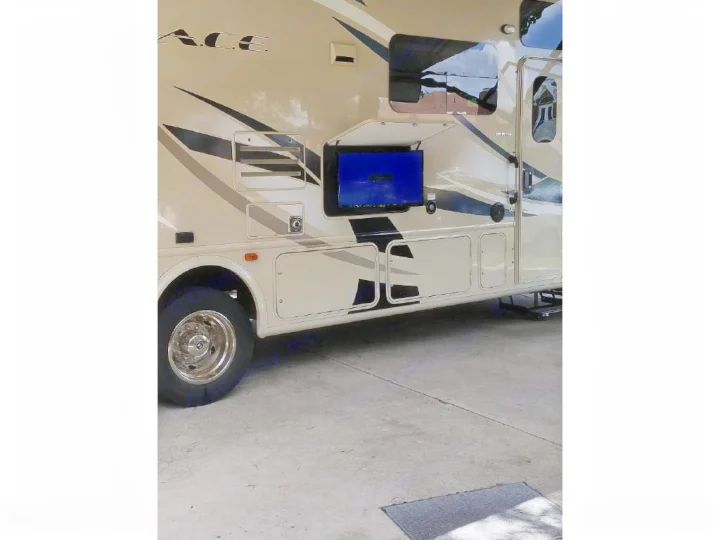 Thor Motor Coach A.C.E 2017