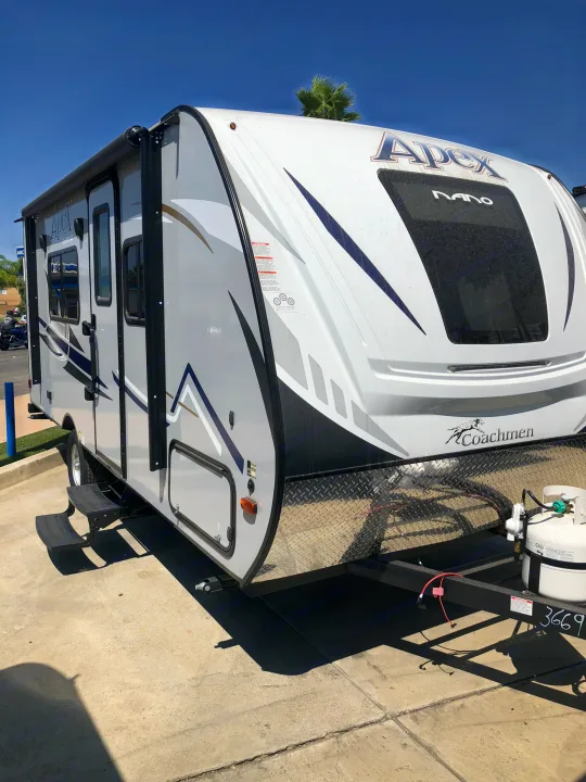 Coachmen Apex 2018