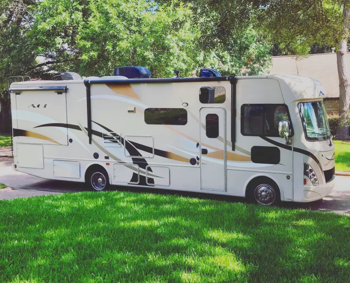 Meet Hela-on-Wheels!. Thor Motor Coach A.C.E 2016
