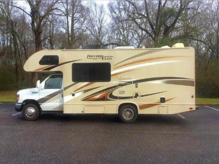 Thor Motor Coach Freedom Elite 2016
