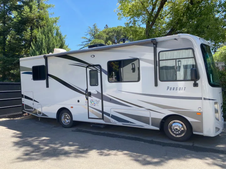 2020 Coachmen Pursuit. Other Other 2020