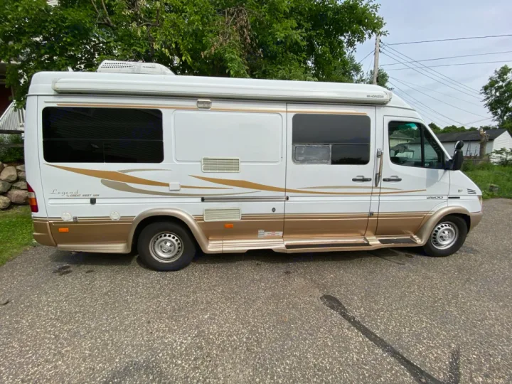 Mercedes-Benz Sprinter 2005