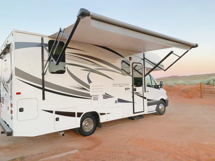 Electric power awning, great shade feature.. Jayco Melbourne 2019