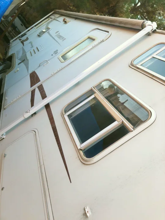 Frontier M2809 2005