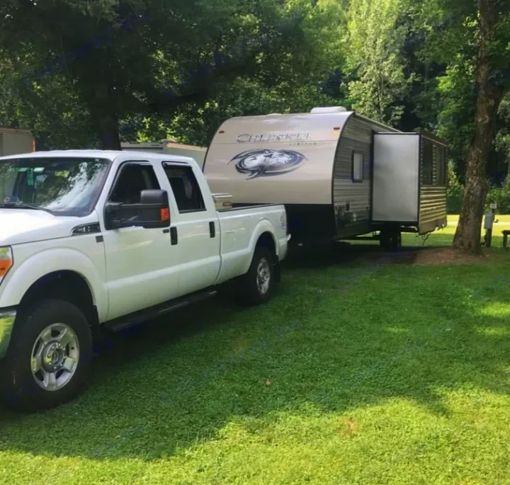 Easy to tow!. ForestRiver Cherokee 2017