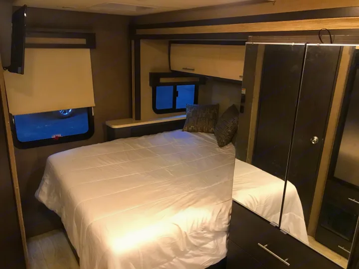 Bedroom. Thor Motor Coach Other 2018