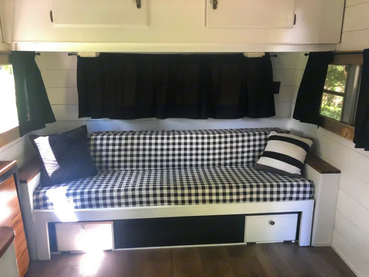 The couch pulls out into a full bed. Fleetwood Resort 1983