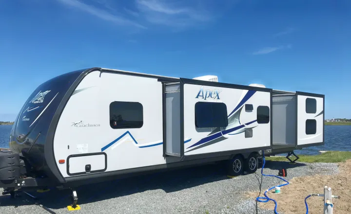 Coachmen Apex 2017