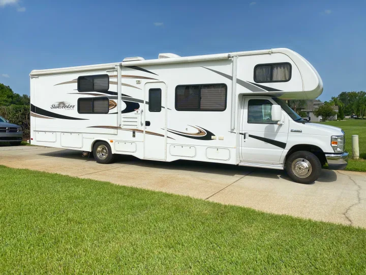 Forest River Sunseeker 2015