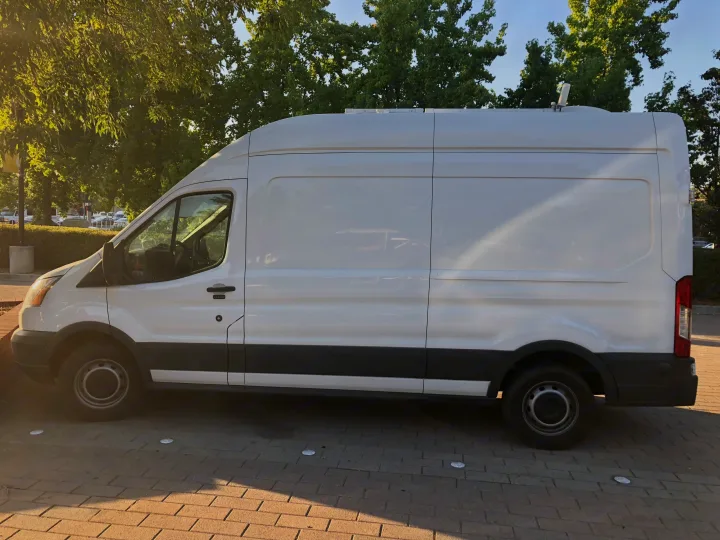 Vincent. Ford Transit 2017
