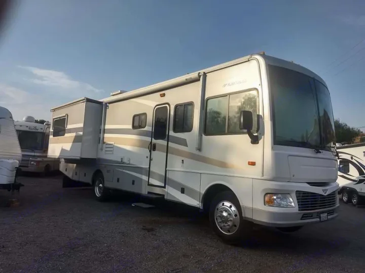 Fleetwood Bounder 2007