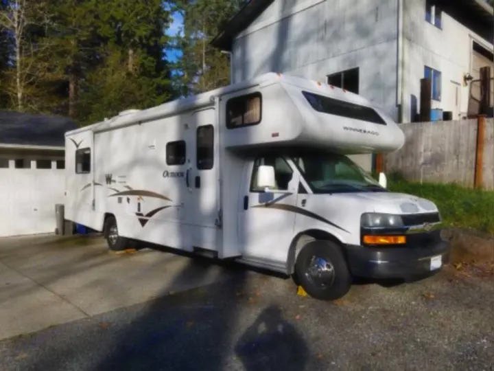 Winnebago Outlook 2006