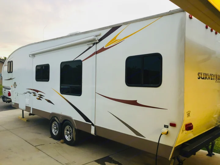 Forest River Surveyor 2010