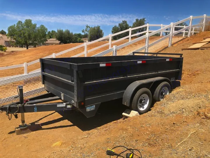 ACME DUMP TRAILER 2013