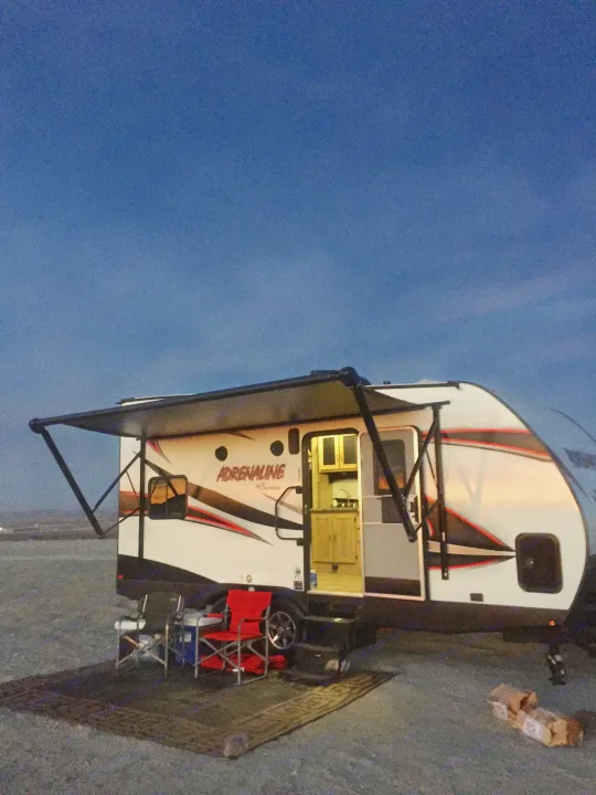Coachmen Adrenaline 2017