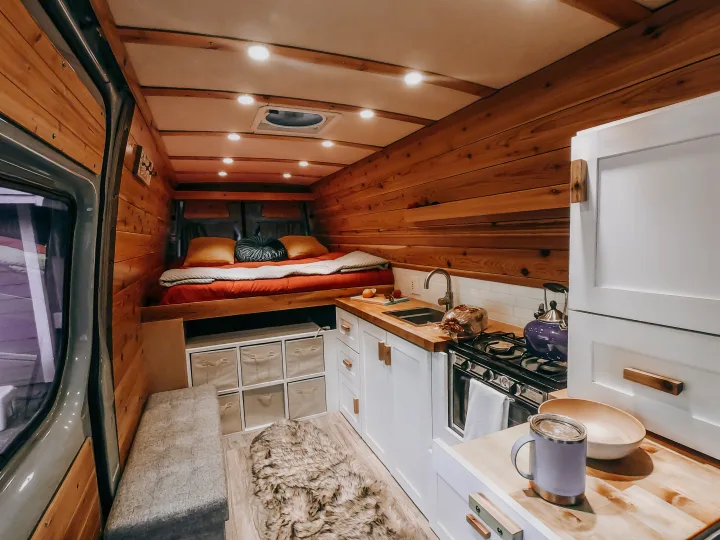 Mercedes-Benz Sprinter 2011