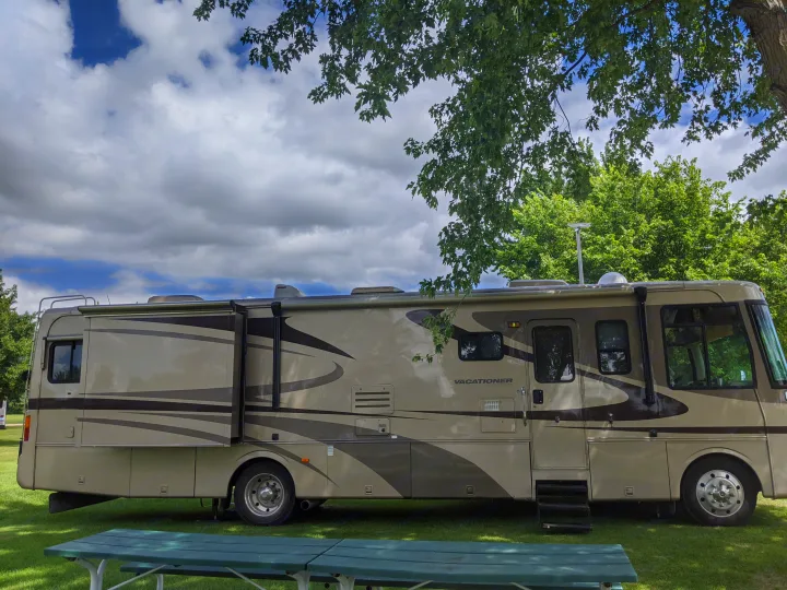 Holiday Rambler Vacationer 2004