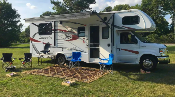 Forest River Sunseeker 2016