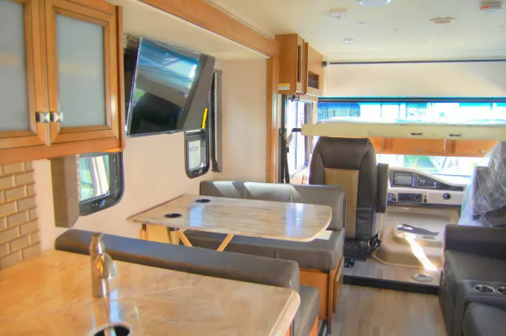 Holiday Rambler Admiral 2020