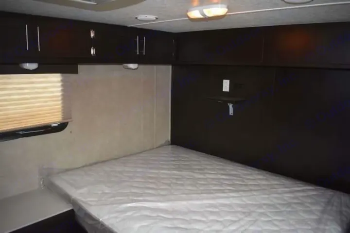 Master bed. Dune Sport Dynamite 2018
