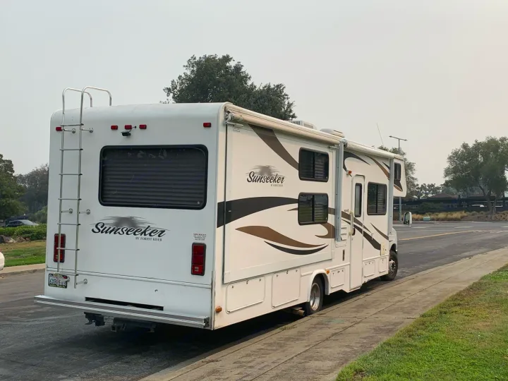 Forest River Sunseeker 2013