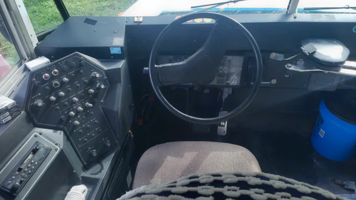 International 610A 1999