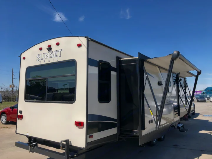 Keystone Premier Ultra Lite 2017
