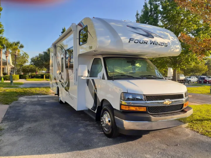 Thor Motor Coach Four Winds 2021