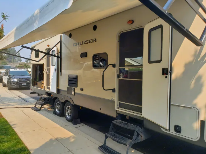 Crossroads Cruiser Aire 2016