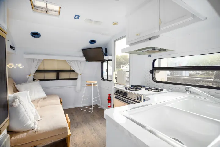 Full view from standing in bathroom. Fleetwood Prowler 1992