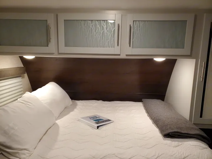 Queen bed with extra storage above.. Keystone Bullet 2019