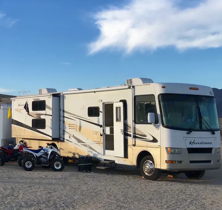 Thor Motor Coach Hurricane 2008