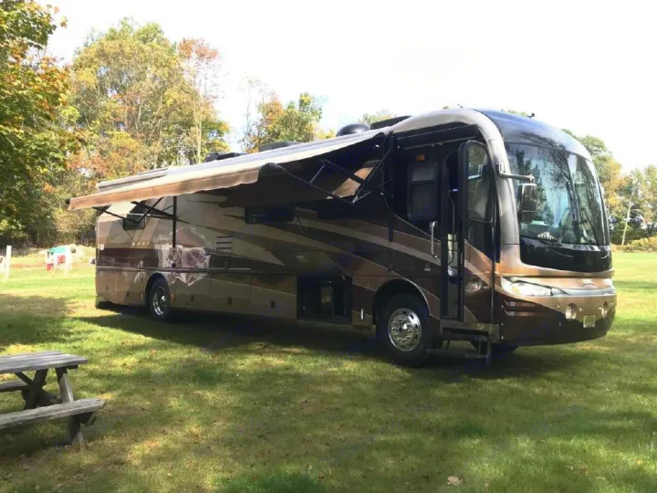Gypsy is ready for your next family adventure!. Fleetwood Revolution 2004